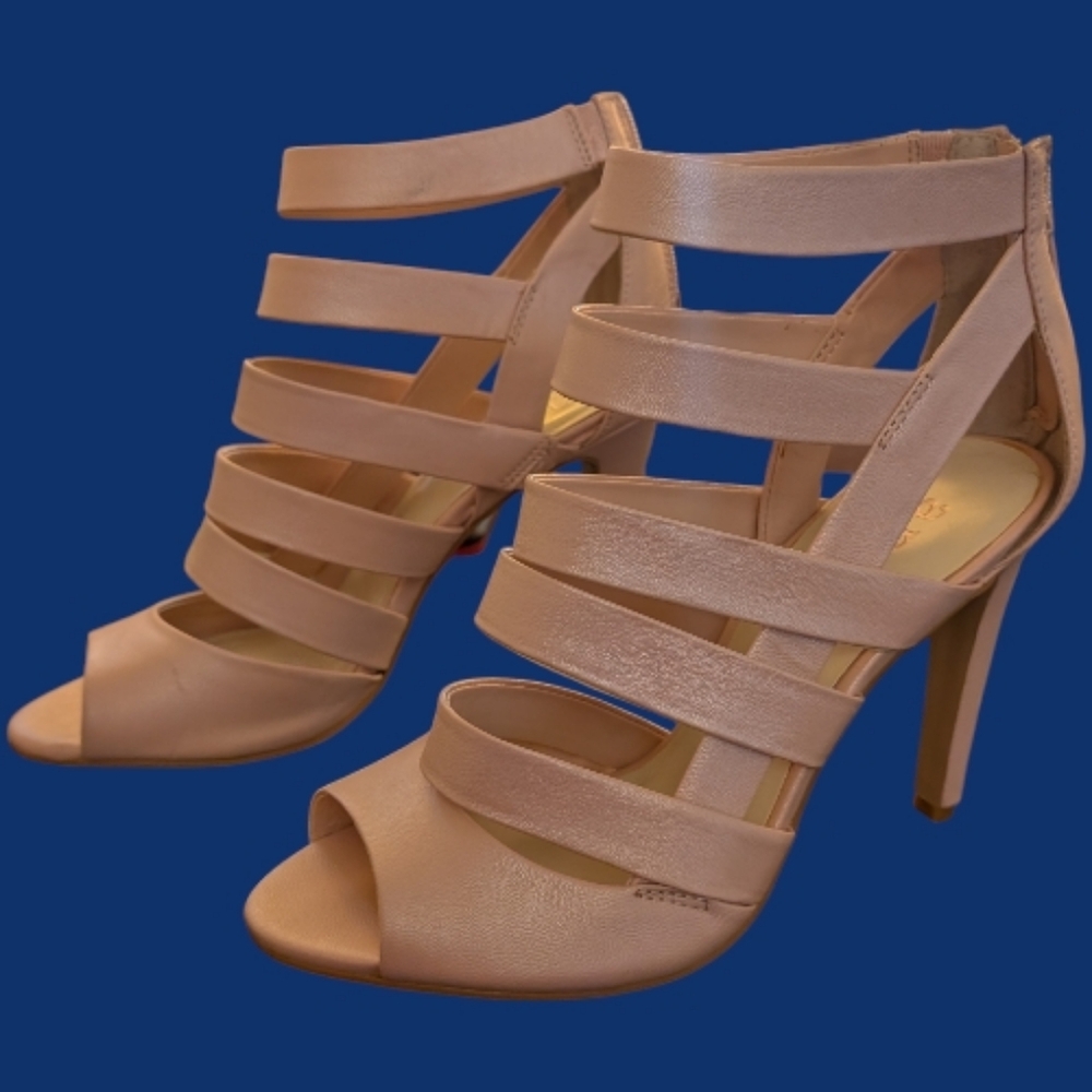 NWT A New Approach a.n.a Elegant Strappy Heels Size 7.5 Vegan Leather Light Pink